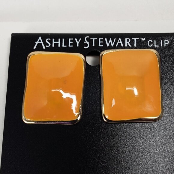 Fashionable Women's ASHLEY STEWARD Polished Gold-Tone Orange Clip-On Earrings - Picture 4 of 6